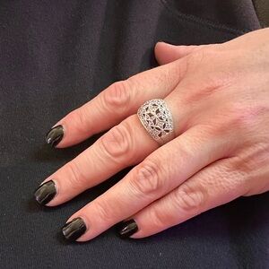 Premier Designs ‘After Hours’ Pave Crystals Ring Size 9